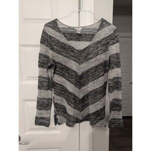 Isela Top Gray/White Stripes Sz L Boho‎ Indie Y2K Bella Swan Preppy Fall Sparkle